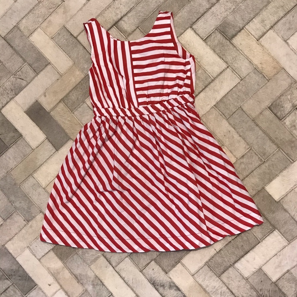 Zara girls dress worn once-cut out back